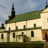 Zdjęcie z Polski - Bazylika jest XV wiecznym zabytkiem po przebudowie w XVI w