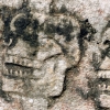 Zdjęcie z Meksyku - detal ściany czaszek