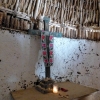 Zdjęcie z Meksyku - w przeciwległym do kuchni kącie - w chacie jest wydzielone miejsce sacrum