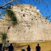 Zdjęcie z Meksyku - pierwsza wyłania się nam Piramida Wróżbity/ Czarownika/ lub Wieszcza