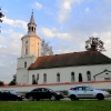 Zdjęcie z Polski - Kościół Świętej Trójcy latem.