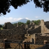Zdjęcie z Włoch - Wezuwiusz górujący nad Pompejami