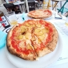 Zdjęcie z Włoch - po chwili wjeżdża pizza sardegna al peccorino