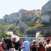 Zdjęcie z Francji - jeszcze z promu podziwiamy coraz bliższe mury Cytadeli 