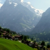 Zdjęcie ze Szwajcarii - kolejka wspina się...