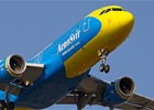 Samolot Aerosvit aresztowany w Warszawie