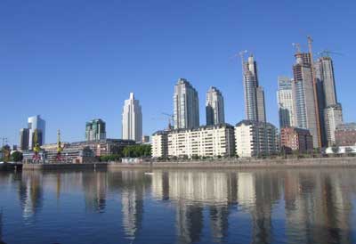 Puerto Madero w Buenos Aires (fot. zcw) Puerto Madero w Buenos Aires (fot. zcw)