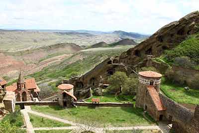 David Garedża - skalne miasto na pograniczu Gruzji i Azerbejdżanu.