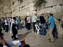 Modlący się przy Ścianie Płaczu