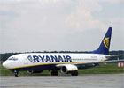 Ryanair: szczupłe stewardesy sposobem na oszczędności