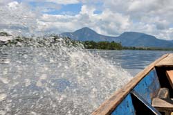 Rejs łodzią curiara