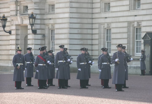 Zdjęcie z Wielkiej Brytanii - zmiana warty