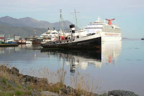 Zdjęcie z Argentyny - Ushuaia wieczorem