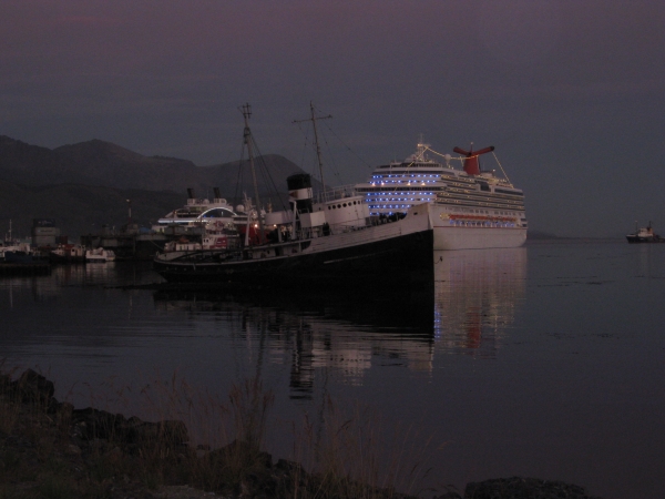 Zdjęcie z Argentyny - Ushuaia wieczorem