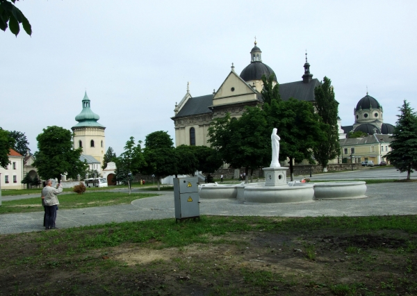 Zdjęcie z Ukrainy - rynek w Żółkwii