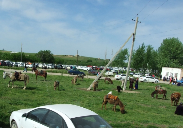 Zdjęcie z Uzbekistanu - przydrożny jarmark