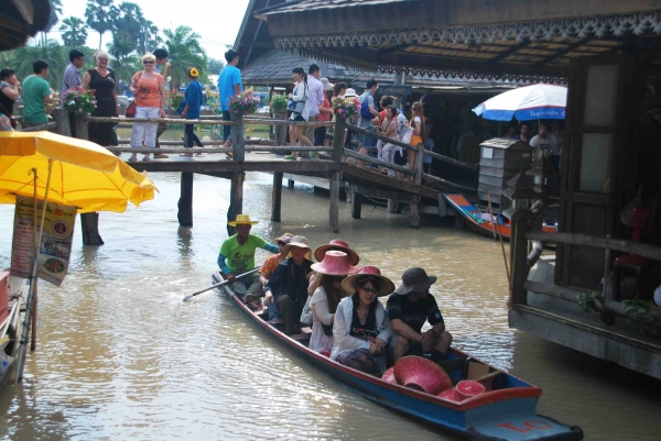 Zdjęcie z Tajlandii - Plywajacy Targ w Pattaya