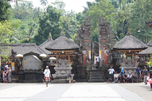 Zdjęcie z Indonezji - Tirta Empul