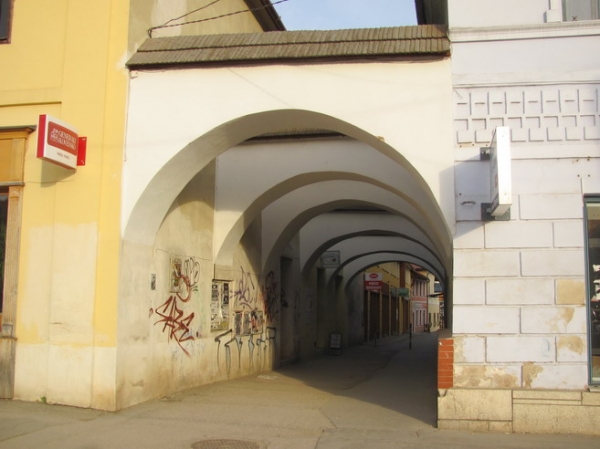 Zdjęcie ze Słowacji - Rynek w Rożniawie.