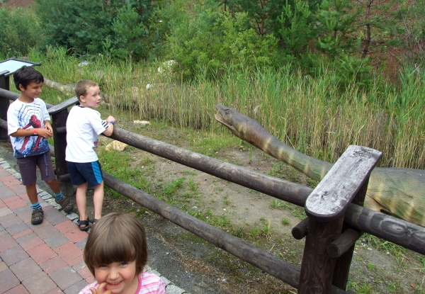 Zdjęcie z Polski - park dinozaurów