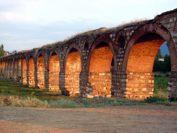 Zdjęcie z Macedonii - Akwedukt pod Skopje.