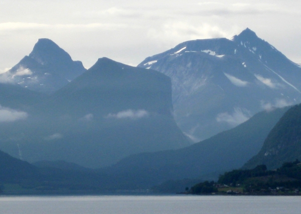 Zdjęcie z Norwegii - okolice Molde