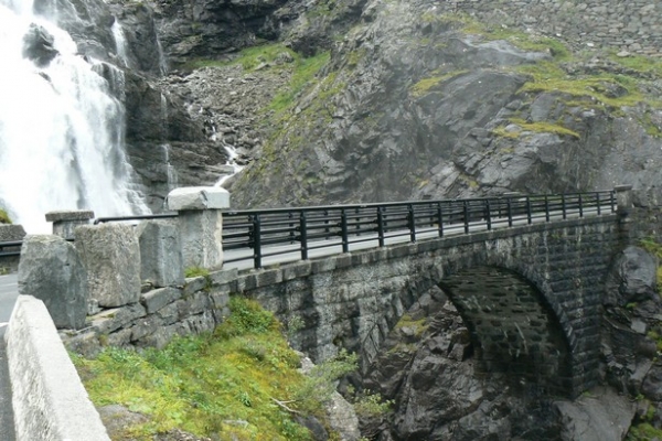 Zdjęcie z Norwegii - Stigfoss Brua