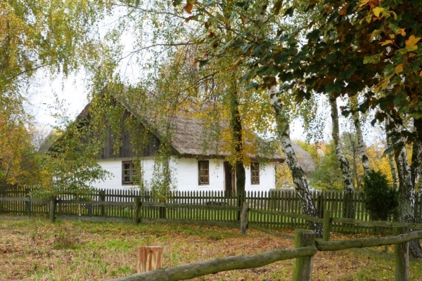 Zdjęcie z Polski - chałupa ze wsi Ostrów