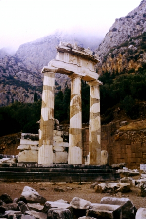 Zdjęcie z Grecji - wizytówka Delf
