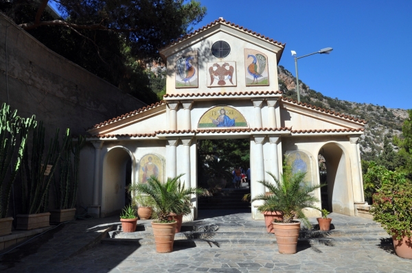 Zdjęcie z Grecji - klasztor w drodze na wschód Krety