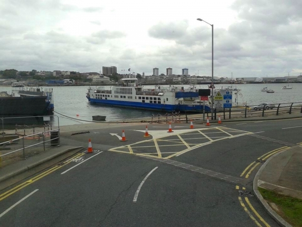 Zdjęcie z Wielkiej Brytanii - Prom z Torpoint do Plymouth