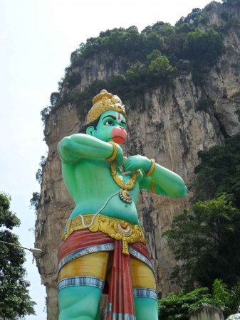 Zdjęcie z Malezji - Shrek z Batu Caves :)))