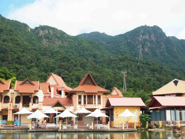 Zdjęcie z Malezji - Tropikalna Wioska przy dolnej stacji Langkawi Cable Car