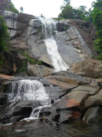 Zdjęcie z Malezji - Wodospad Telaga Tujuh Waterfalls .