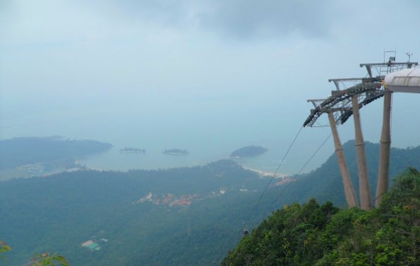 Zdjęcie z Malezji - Langkawi Cable Car, widok z gornej sacji