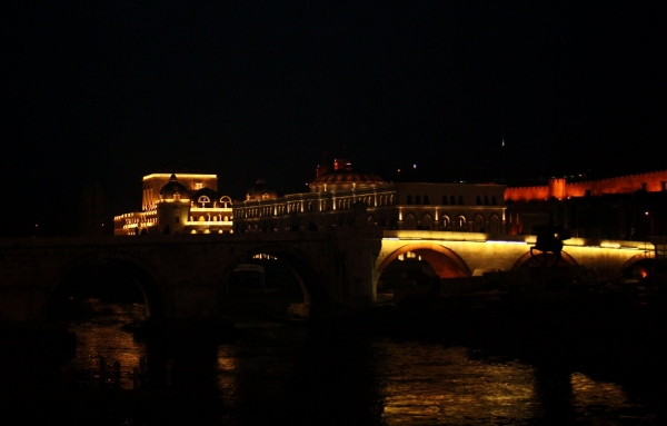 Zdjęcie z Macedonii - Skopje noca