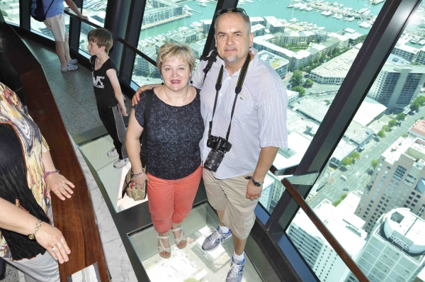 Zdjęcie z Nowej Zelandii - Pozdrawiamy z wiezy Auckland Sky Tower :)