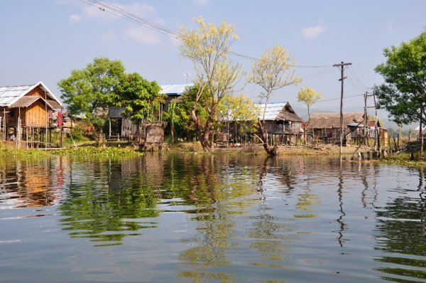 Zdjęcie z Birmy - jezioro Inle, Inn Paw Khone village 