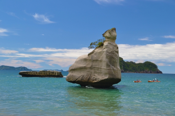 Zdjęcie z Nowej Zelandii - Skaly Cathedral Cove