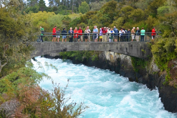 Zdjęcie z Nowej Zelandii - Most nad spietrzeniem Waikato River,