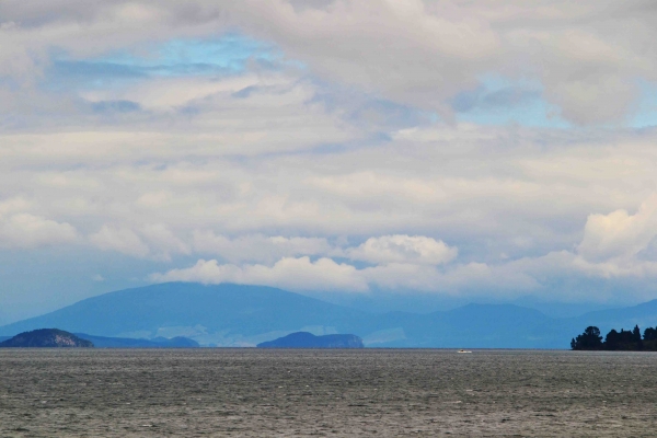 Zdjęcie z Nowej Zelandii - Lake Taupo