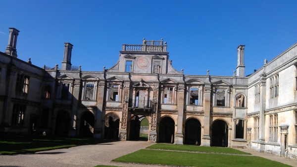 Zdjecie - Wielka Brytania - Kirby Hall - Corby