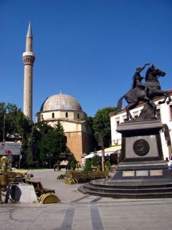 Zdjęcie z Macedonii - Bitola - plac na starym mieście.