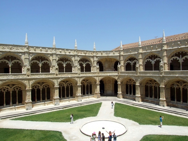 Zdjęcie z Hiszpanii - klasztorny krużganek