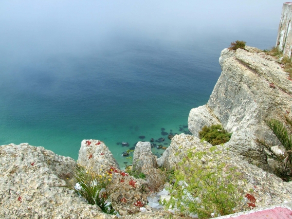 Zdjęcie z Hiszpanii - na klifie Nazare