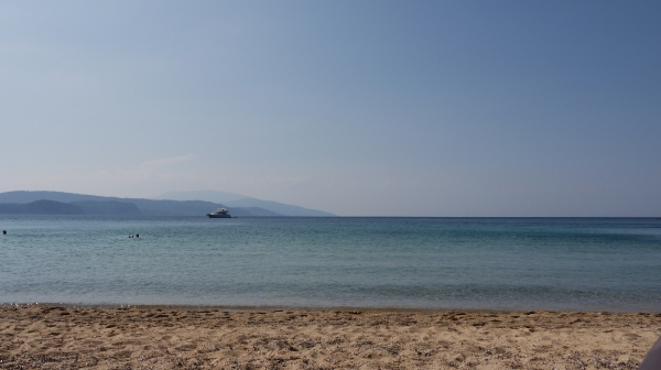 Zdjęcie z Grecji - Mandraki Beach