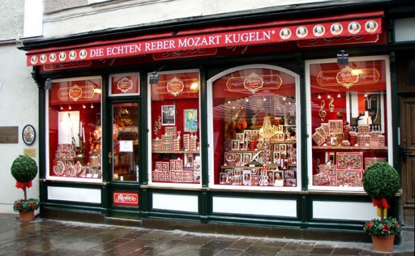 Zdjęcie z Austrii - Sklep ze słynnymi czekoladkami Mozartkugel