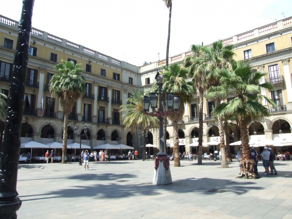 Zdjęcie z Hiszpanii - Plaza Reial