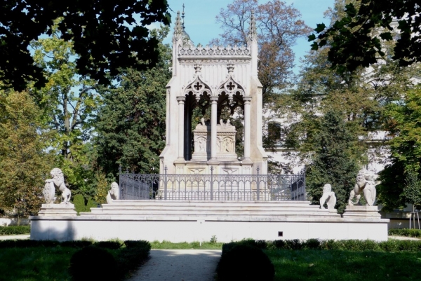 Zdjęcie z Polski - mauzoleum Potockich w Wilanowie