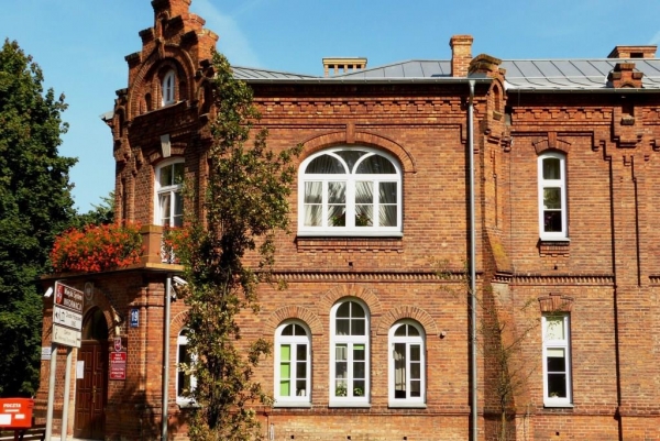 Zdjęcie z Polski - Puławy, ciekawy budynek Starostwa